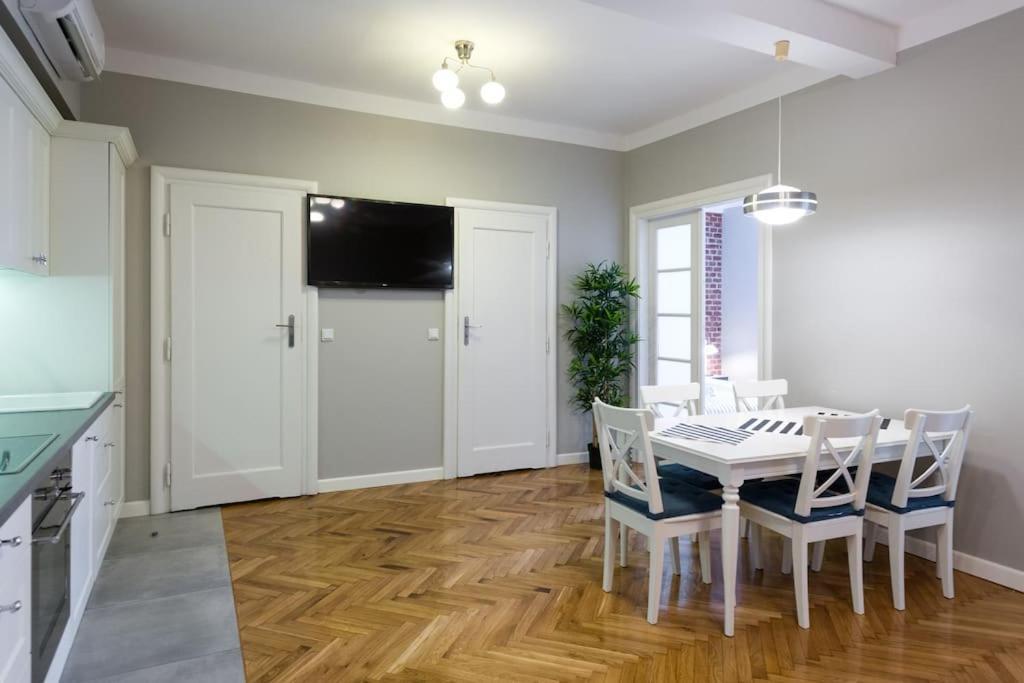 Florianska Deluxe Apartments With Air Condition كراكوفيا المظهر الخارجي الصورة